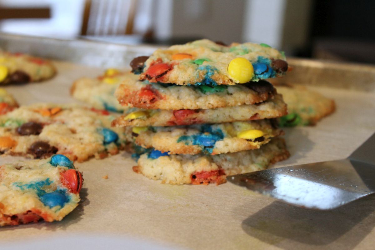 Bunte Chocolate-Chip-Cookies ohne Ei - Christina Waitforit